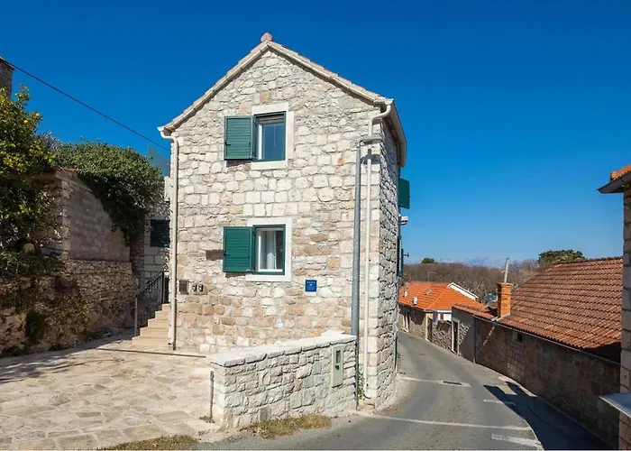 In With House Sea View Holiday home *